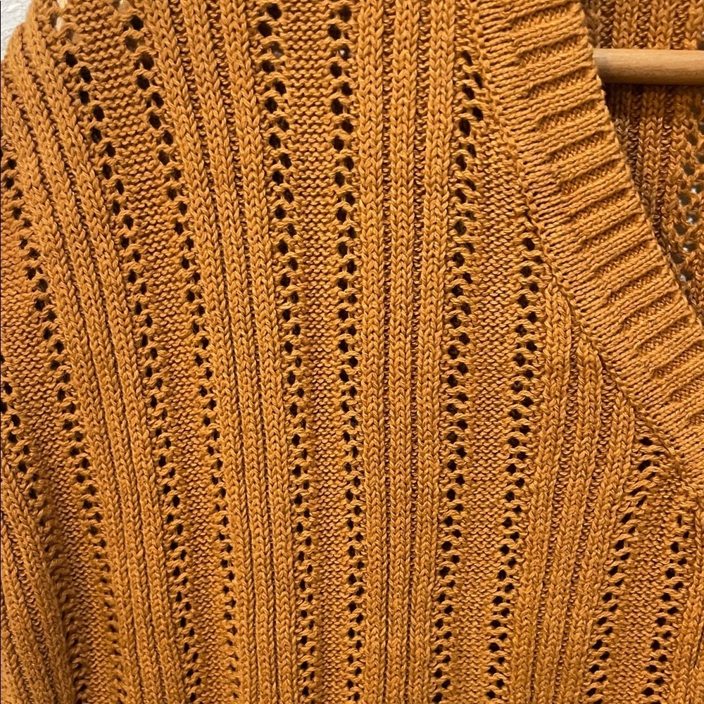 Joie Pointelle V-Neck Sweater Vest Size Medium - Picture 4 of 6
